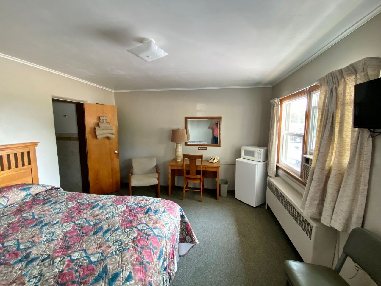 Spartan Motel: 1900 W Wisconsin St, Sparta, WI 54656